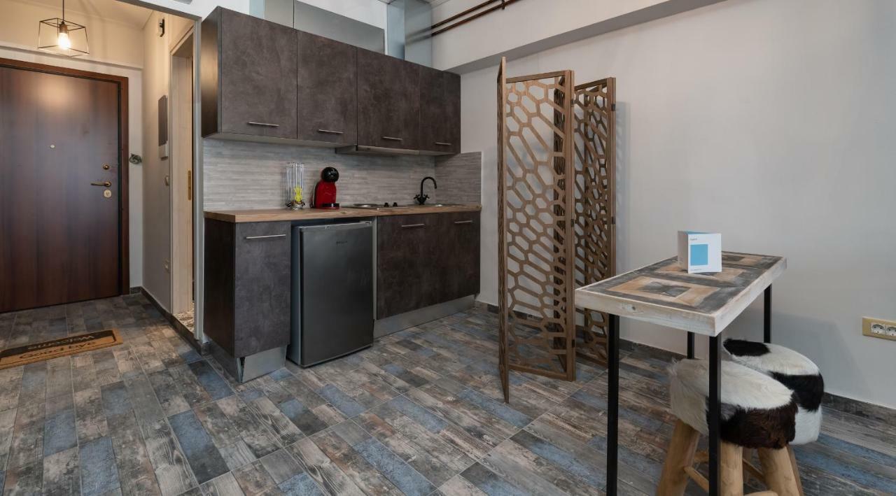 Superb Industrial Style Lodge Heart Of Athens Luaran gambar