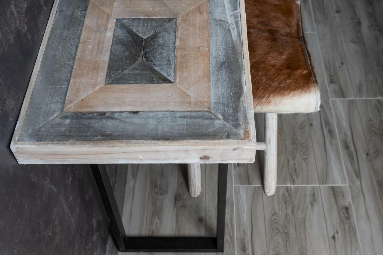 Superb Industrial Style Lodge Heart Of Athens Luaran gambar