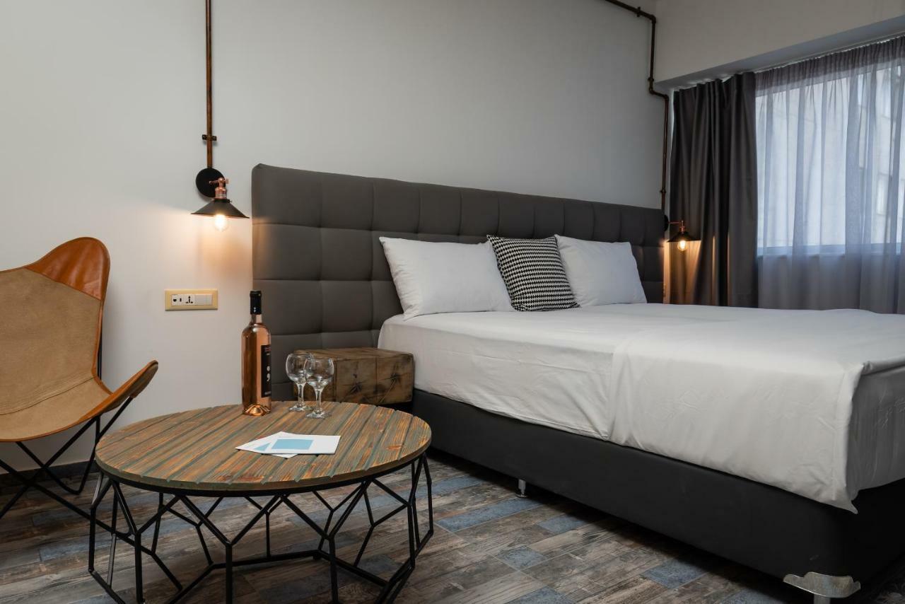 Superb Industrial Style Lodge Heart Of Athens Luaran gambar